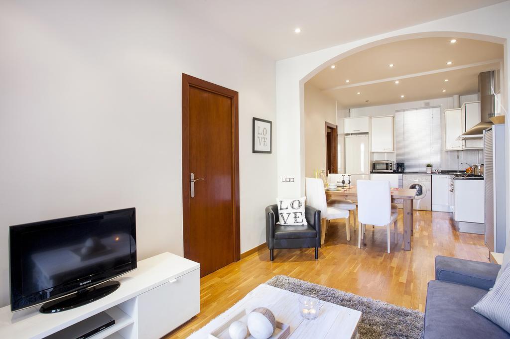 Apartments Barcelona & Home Deco Viladomat Zewnętrze zdjęcie