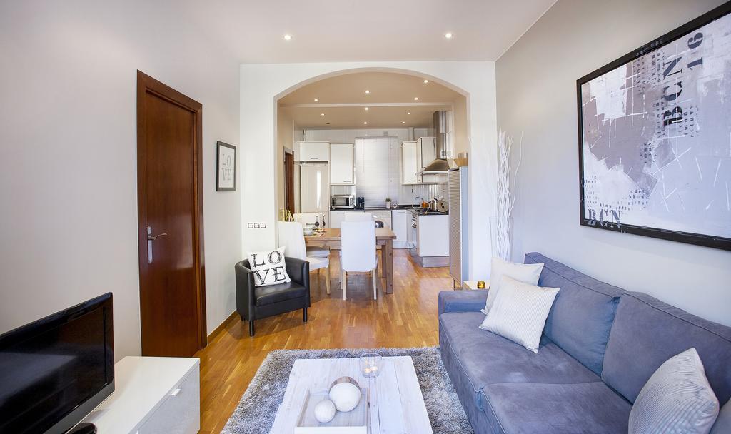 Apartments Barcelona & Home Deco Viladomat Zewnętrze zdjęcie